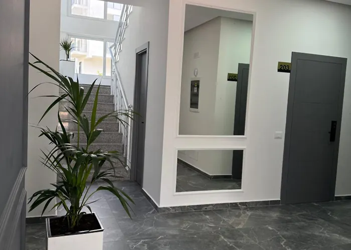 Leodori 2 * Shëngjin